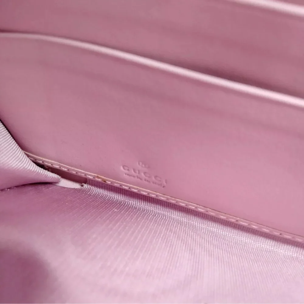 Gucci Supreme Strawberry Long Zip Wallet - Picture 5 of 9